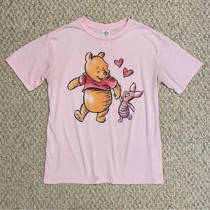 ⭐️ 3/$15 Women’s Disney Winnie the Pooh & Piglet Short Sleeve Tee